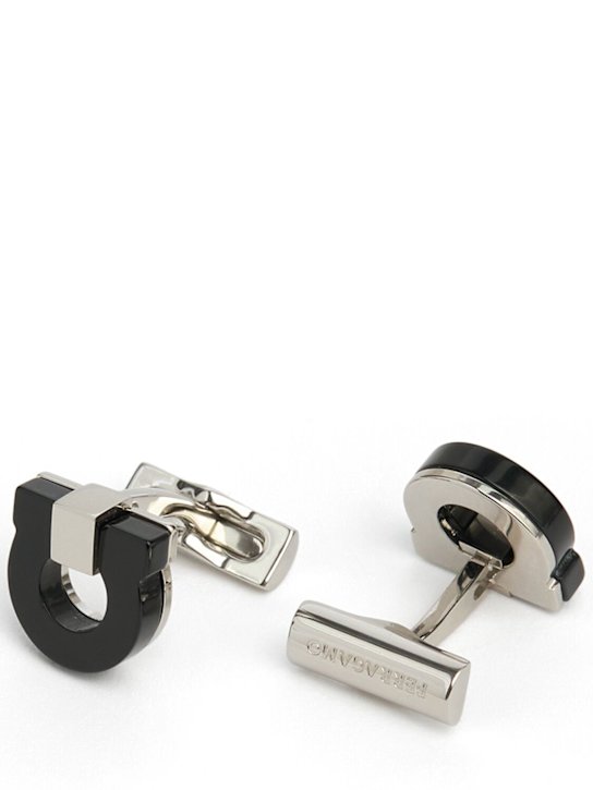 Ferragamo: Onyx Gancio cufflinks - men_0 | Luisa Via Roma