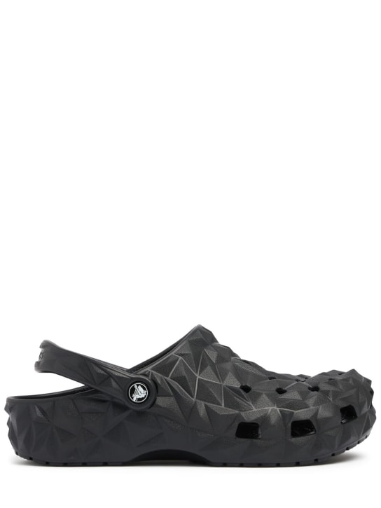Crocs: Classic Geometric凉鞋 - 黑色 - men_0 | Luisa Via Roma