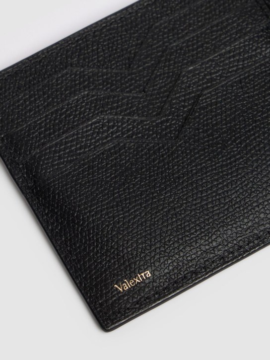 Valextra: Logo leather wallet - men_1 | Luisa Via Roma