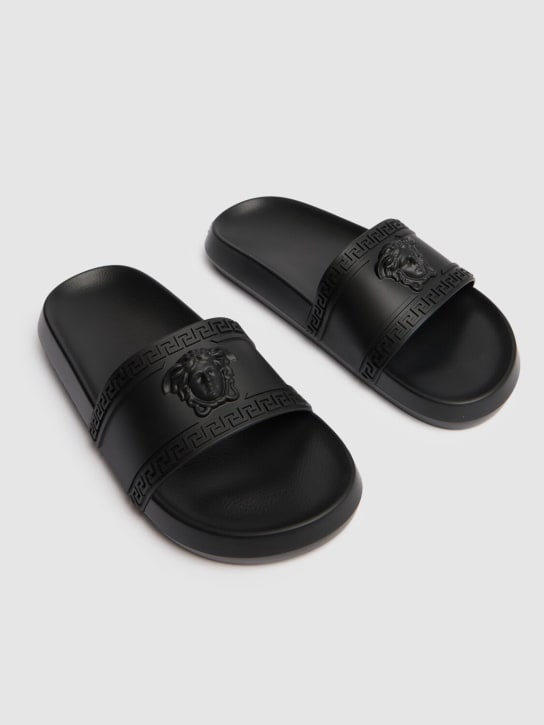 Versace: Medusa rubber slide sandals - men_2 | Luisa Via Roma