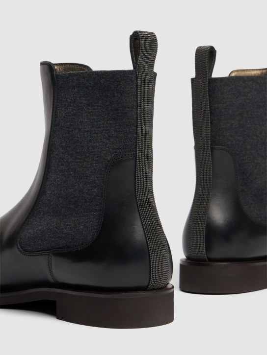 Brunello Cucinelli: 10毫米皮革切尔西靴 - 黑色 - women_3 | Luisa Via Roma