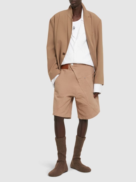 JW Anderson: Workwear-Shorts aus Baumwolle - Creme - men_1 | Luisa Via Roma