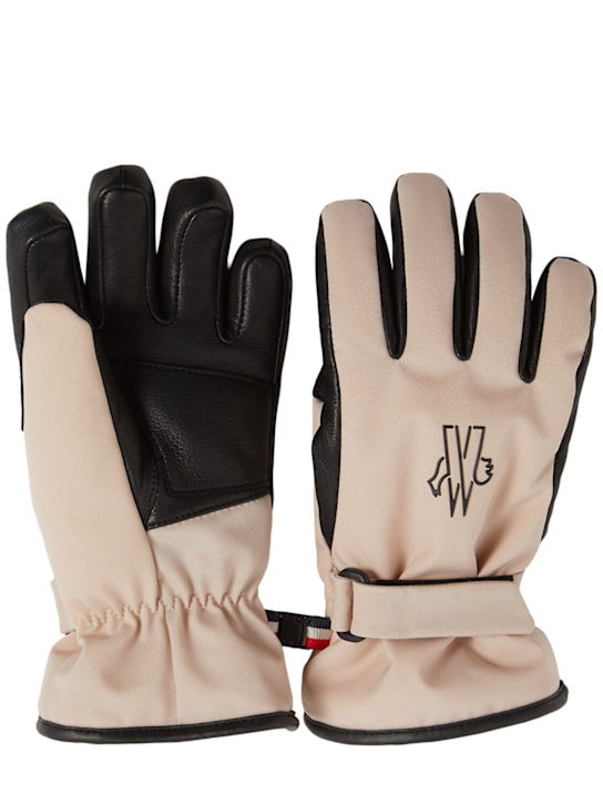 Moncler Grenoble: Padded tech gloves - kids-girls_0 | Luisa Via Roma