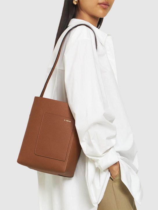 Valextra: Small Bucket soft grain leather tote bag - Cioccolato - women_1 | Luisa Via Roma
