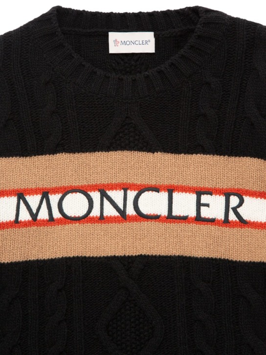Moncler: Logo carded virgin wool knit sweater - Noir - kids-boys_1 | Luisa Via Roma