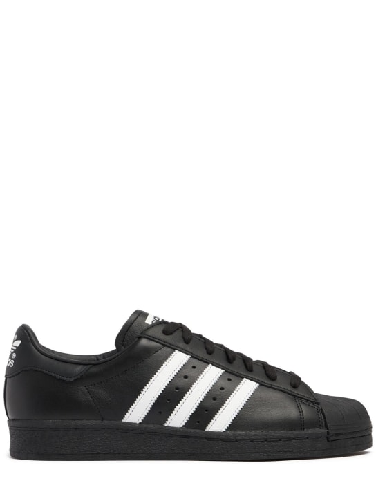 adidas Originals: Superstar 82运动鞋 - 黑色/白色 - men_0 | Luisa Via Roma