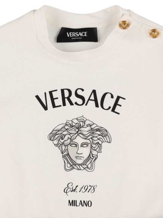 Versace: Vestito in jersey di cotone stampato - Bianco/Nero - kids-girls_1 | Luisa Via Roma