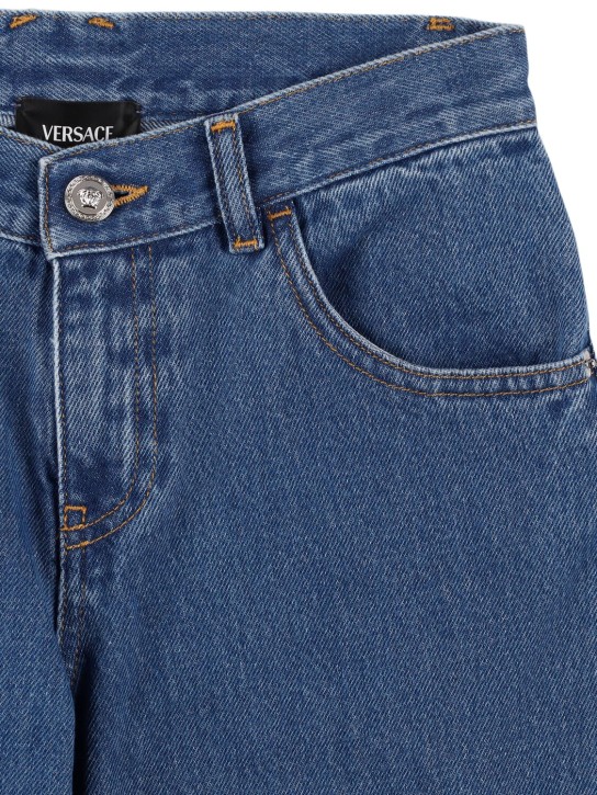 Versace: Jeans de denim de algodón - Azul - kids-girls_1 | Luisa Via Roma