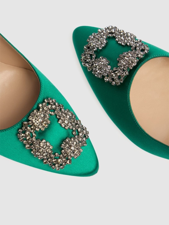 Manolo Blahnik: 70mm Hangisi satin pumps - Emerald - women_2 | Luisa Via Roma
