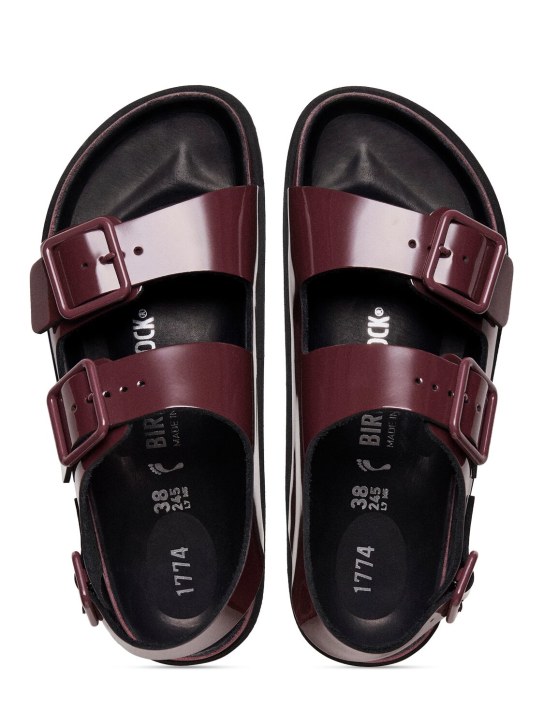 BIRKENSTOCK 1774: 5毫米Milano亮面漆皮凉鞋 - 酒红色 - women_1 | Luisa Via Roma