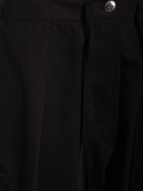 Alexander McQueen: Parachute cotton pants - Black - women_1 | Luisa Via Roma