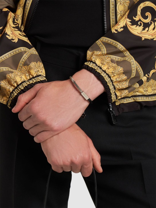 Versace: Bracelet en métal et cuir Medusa - Argent - men_1 | Luisa Via Roma