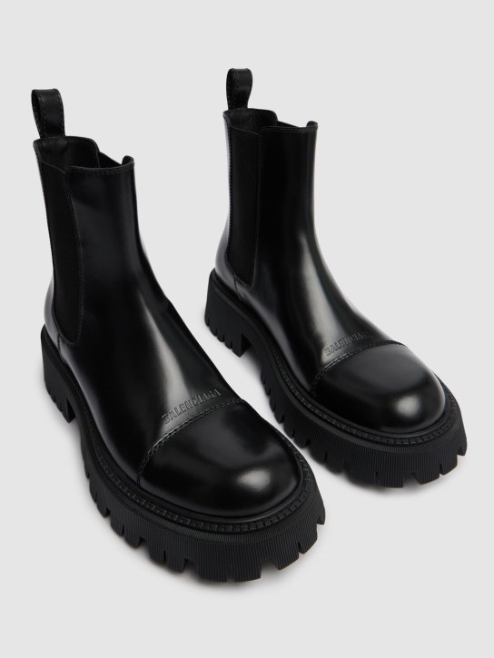 Balenciaga: Tractor Bootie L20 leather boots - Black - men_2 | Luisa Via Roma