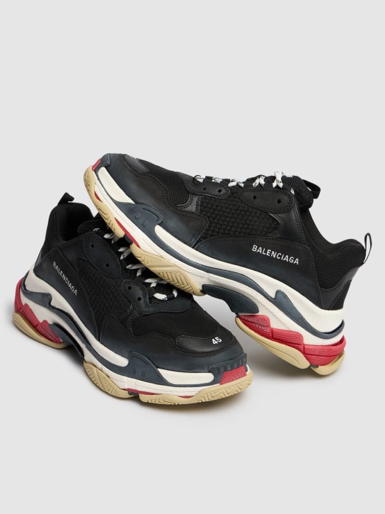 Balenciaga: "TRIPLE S"麂皮，皮革&网眼运动鞋 - 黑色 - men_2 | Luisa Via Roma