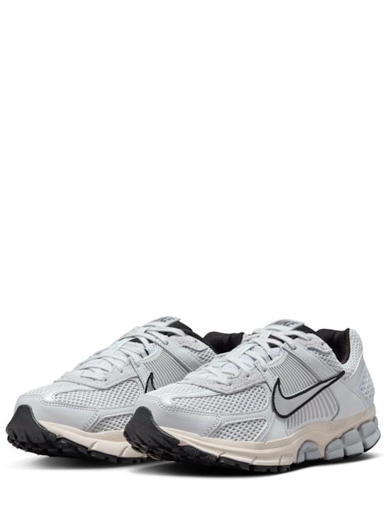 Nike: Sneakers Zoom Vomero 5 - women_1 | Luisa Via Roma