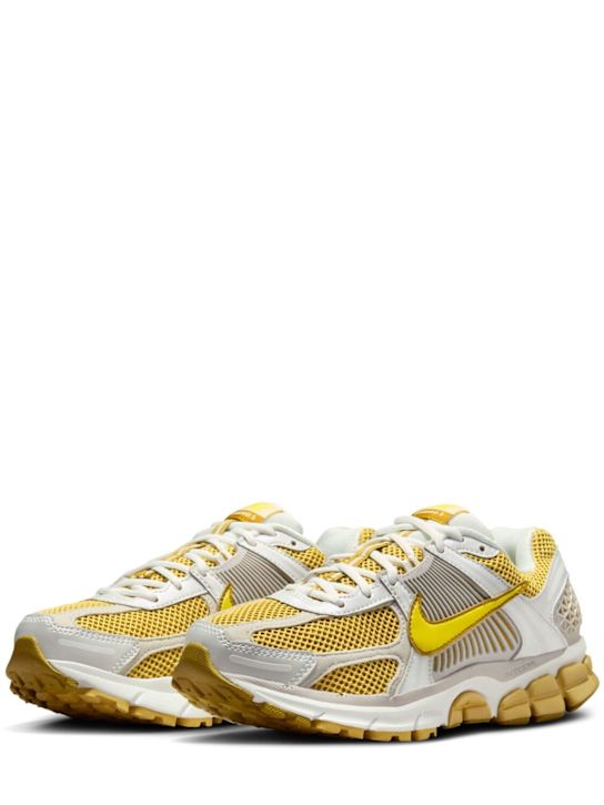 Nike: Sneakers Zoom Vomero 5 - women_1 | Luisa Via Roma