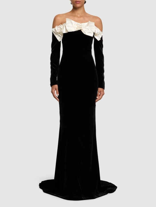 Alessandra Rich: Off-shoulder velvet maxi dress - Siyah/Beyaz - women_1 | Luisa Via Roma
