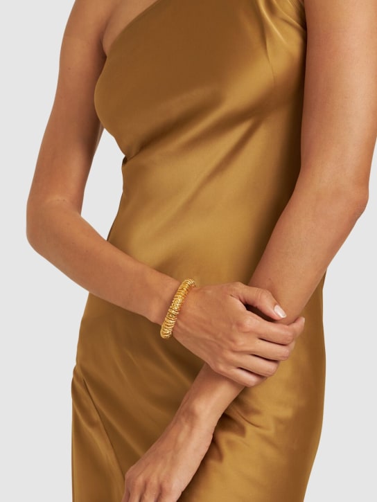 Paola Sighinolfi: Capital cuff bracelet - Gold - women_1 | Luisa Via Roma