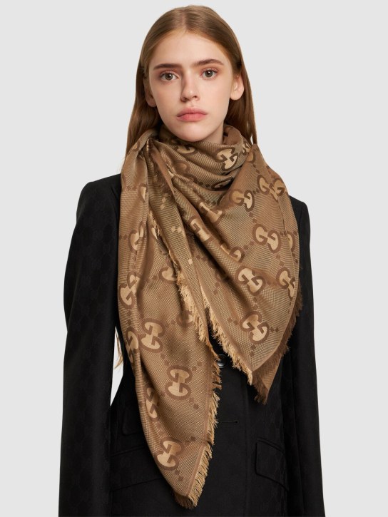 Gucci: Silk & cotton scarf - 沙色/棕色 - women_1 | Luisa Via Roma
