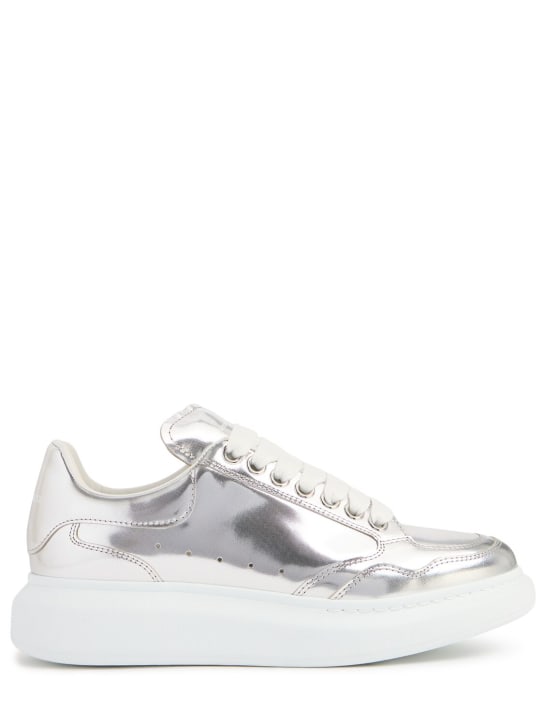 Alexander McQueen: 45毫米皮革运动鞋 - 银色 - women_0 | Luisa Via Roma