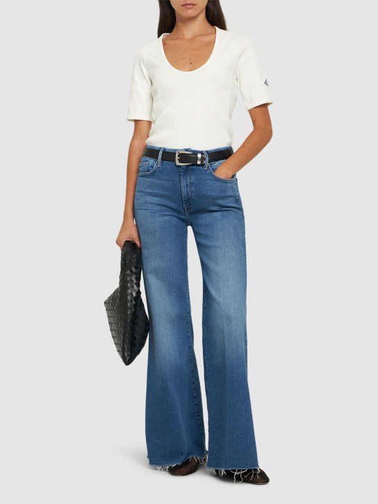 Mother: The Roller Fray mid rise wide denim jean - Blue - women_1 | Luisa Via Roma
