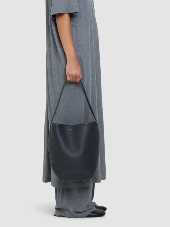 The Row: Medium N/S Park grain leather tote bag - Deniz Mavisi - women_1 | Luisa Via Roma