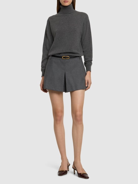 Tom Ford: Compact wool shorts - Grey - women_1 | Luisa Via Roma