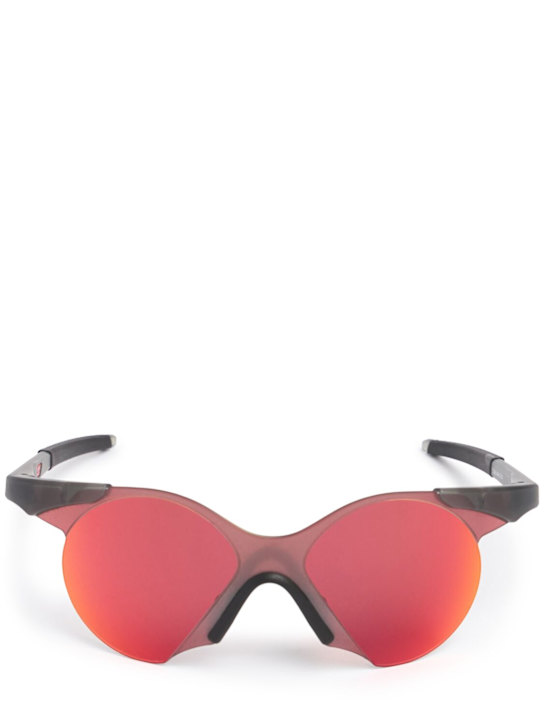Oakley: Occhiali da sole rotondi Muzm Sub Zero - women_0 | Luisa Via Roma