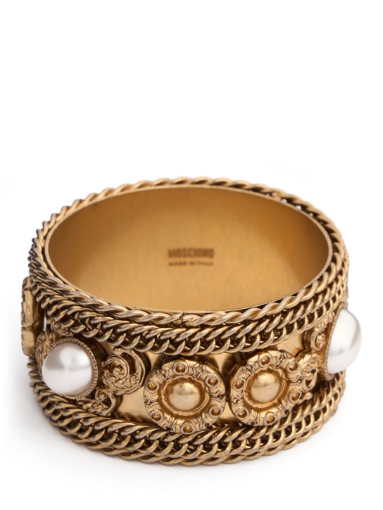 Moschino: Chain & faux pearl bangle - Oro Vecchio - women_0 | Luisa Via Roma