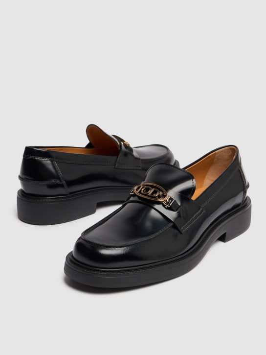 Tod's: 20mm Leather chain loafers - women_4 | Luisa Via Roma