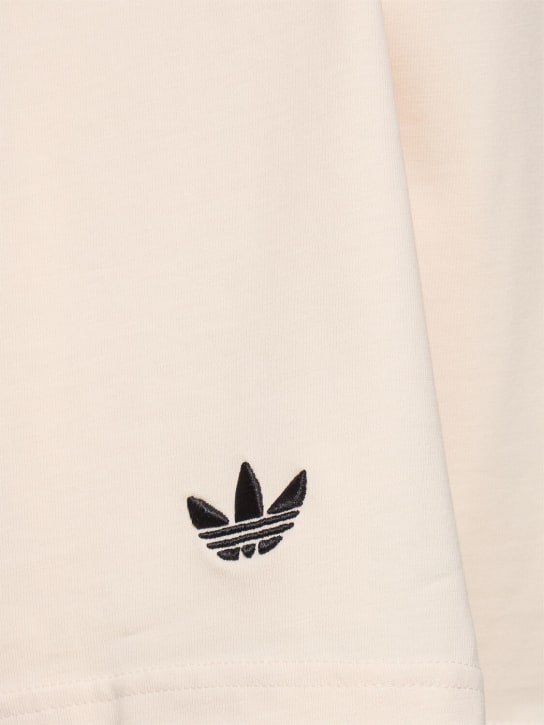 adidas Originals: T-Shirt „Neuclassics“ - Weiß - men_1 | Luisa Via Roma