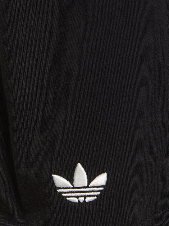 adidas Originals: Neuclassics t-shirt - Black - men_1 | Luisa Via Roma