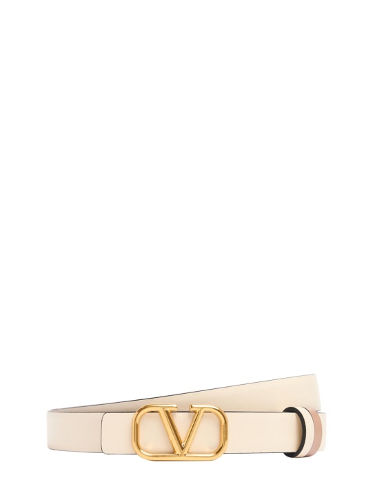 Valentino Garavani: 2cm Reversible VLogo leather belt - Ivory/Rosecanne - women_0 | Luisa Via Roma