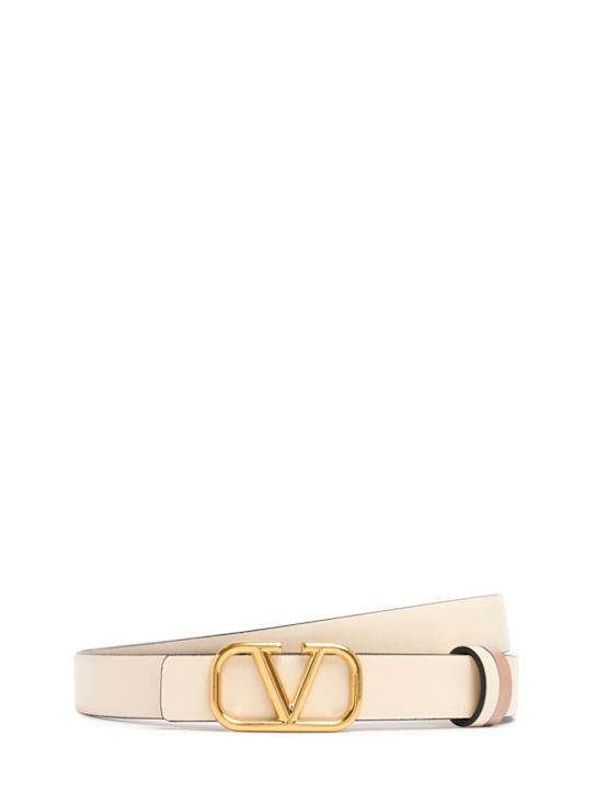 Valentino Garavani: 2cm Reversible VLogo leather belt - Ivory/Rosecanne - women_0 | Luisa Via Roma