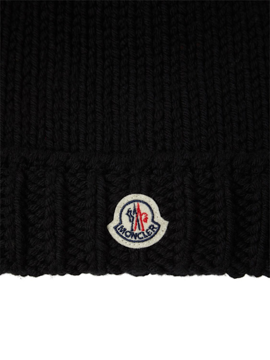 Moncler: Logo virgin wool beanie - kids-boys_1 | Luisa Via Roma