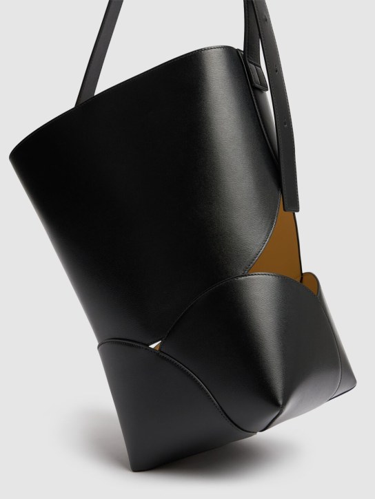 Jil Sander: Medium Ellipse leather bucket bag - women_4 | Luisa Via Roma