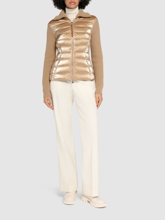 Moncler: Cardigan zippé en laine mélangée rembourrée - Beige - women_1 | Luisa Via Roma