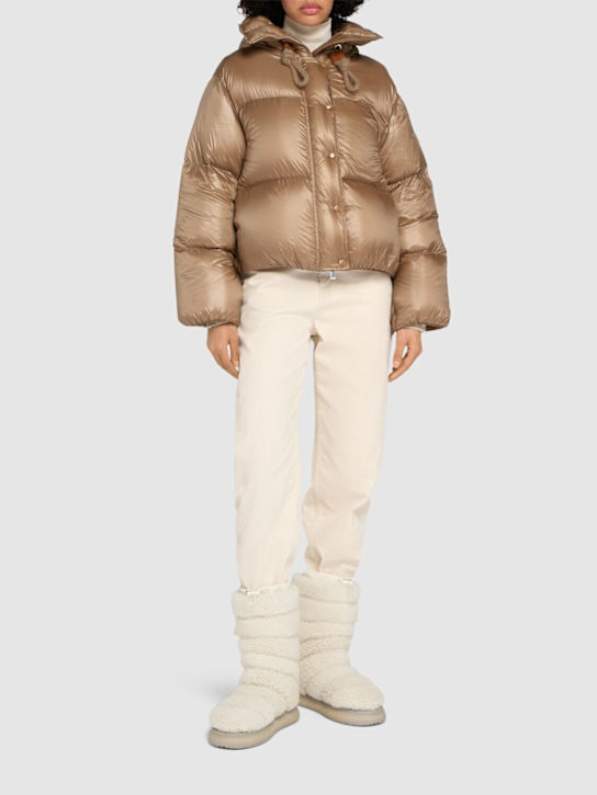 Moncler: Chaqueta de plumas de 2-en-1 de nylon - Café - women_1 | Luisa Via Roma