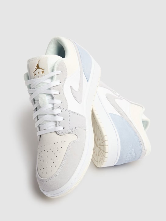 Nike: Air Jordan 1 Low sneakers - White/Sky Grey - women_1 | Luisa Via Roma