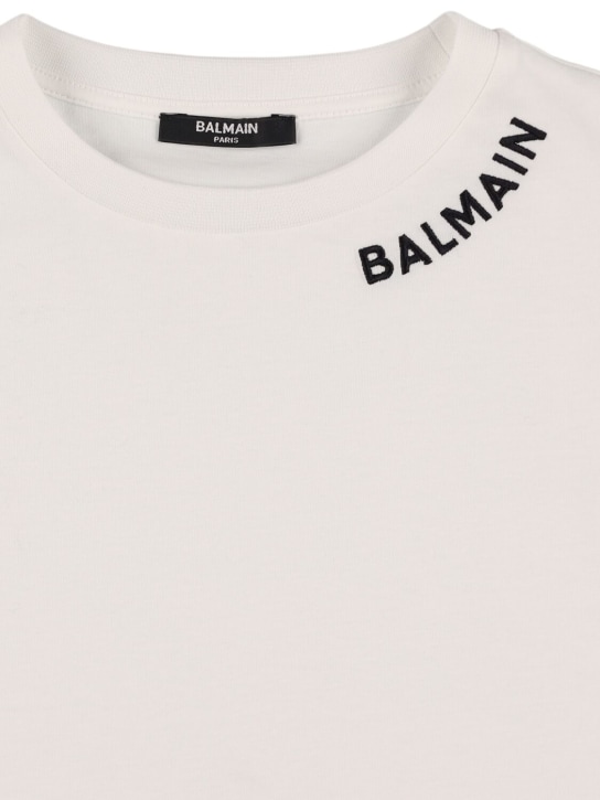 Balmain: T-shirt en jersey de coton à logo - Blanc/Noir - kids-boys_1 | Luisa Via Roma