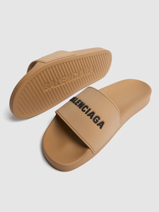 Balenciaga: Pool rubber slide sandals - Beige/Black - men_3 | Luisa Via Roma