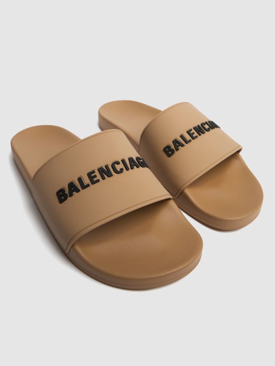 Balenciaga: Pool rubber slide sandals - Beige/Black - men_2 | Luisa Via Roma