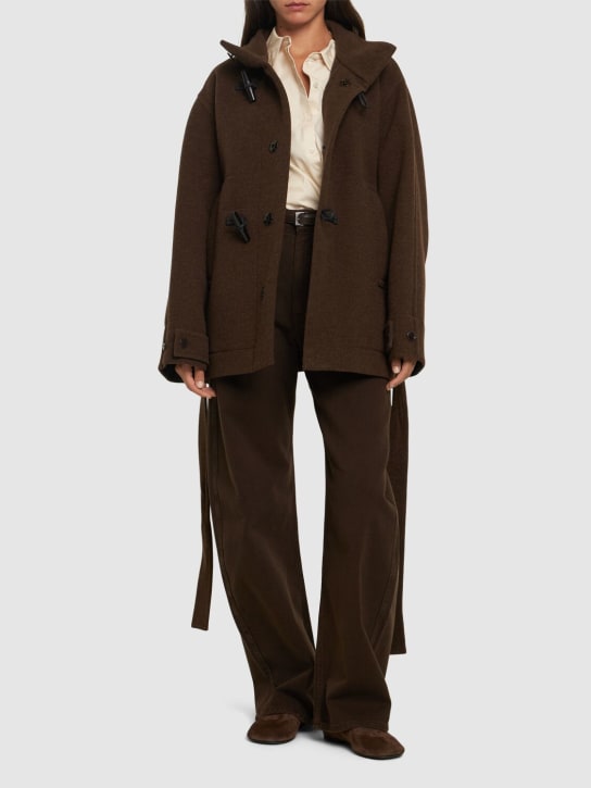 Lemaire: Belted double wool short coat - women_1 | Luisa Via Roma
