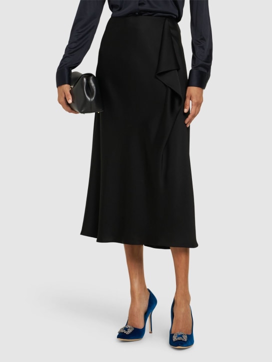 Manolo Blahnik: 105毫米“HANGISI”装饰天鹅绒高跟鞋 - 蓝色 - women_1 | Luisa Via Roma