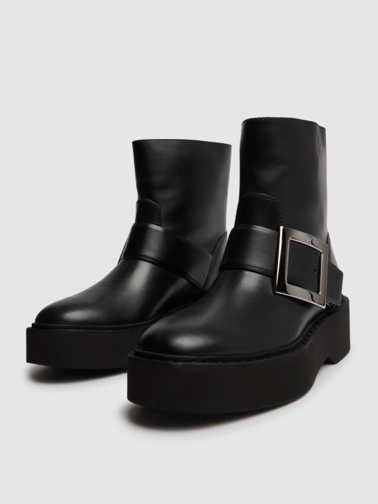 Roger Vivier: 30mm Viv Rangers leather ankle boots - Black - women_2 | Luisa Via Roma