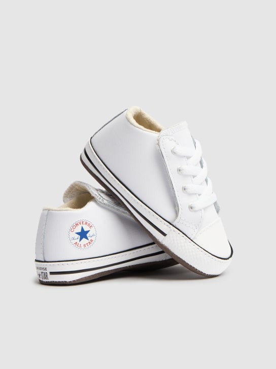 Converse: Chuck Taylor canvas pre-walker shoes - White - kids-boys_1 | Luisa Via Roma