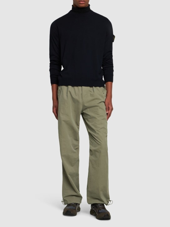 Stone Island: Wool crewneck sweater - men_1 | Luisa Via Roma