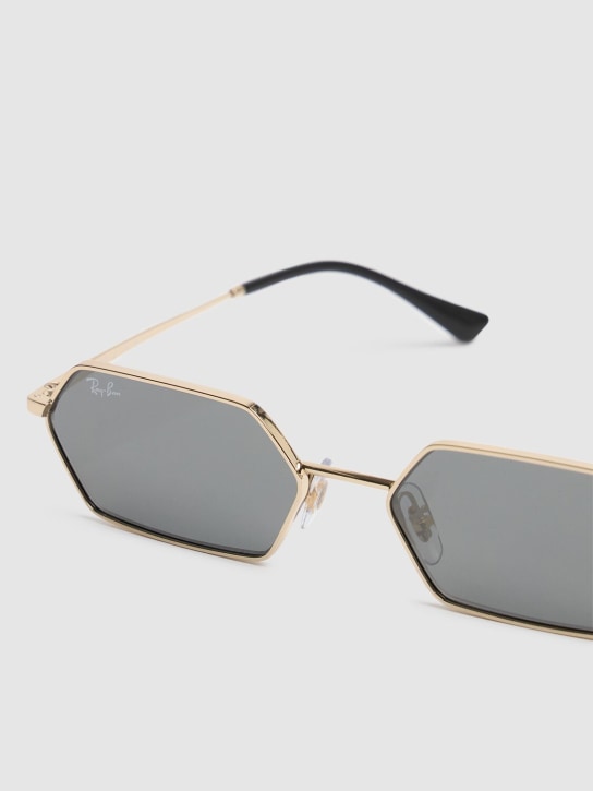 Ray-Ban: 3728 squared metal sunglasses - Silver/Black - women_1 | Luisa Via Roma