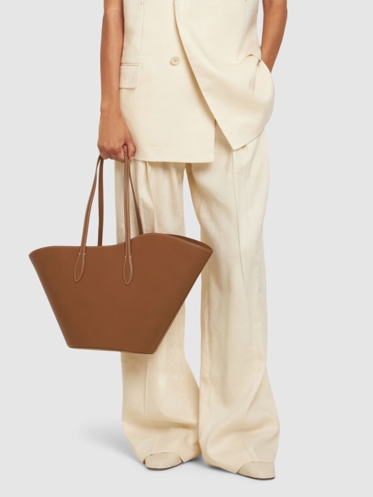 Liffner: Medium Tulip leather tote bag - women_1 | Luisa Via Roma