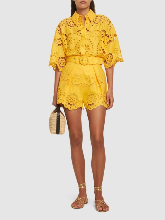 Zimmermann: Shorts de lino bordado - Amarillo - women_1 | Luisa Via Roma